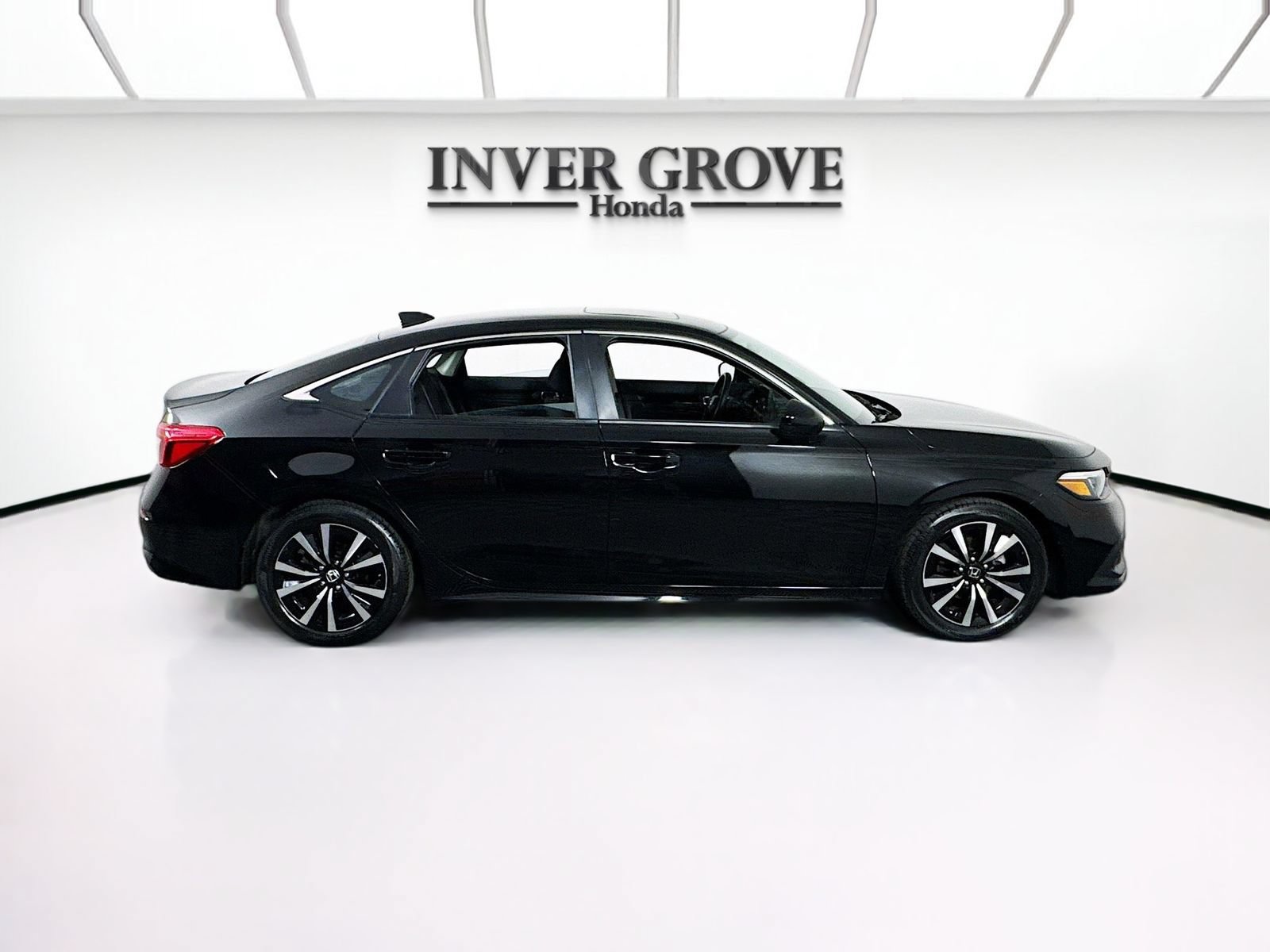 Used 2023 Honda Civic EX image 4