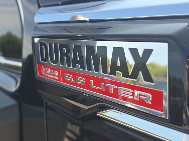 Used 2025 GMC Sierra 2500 Denali w/ Denali Reserve Package image 9