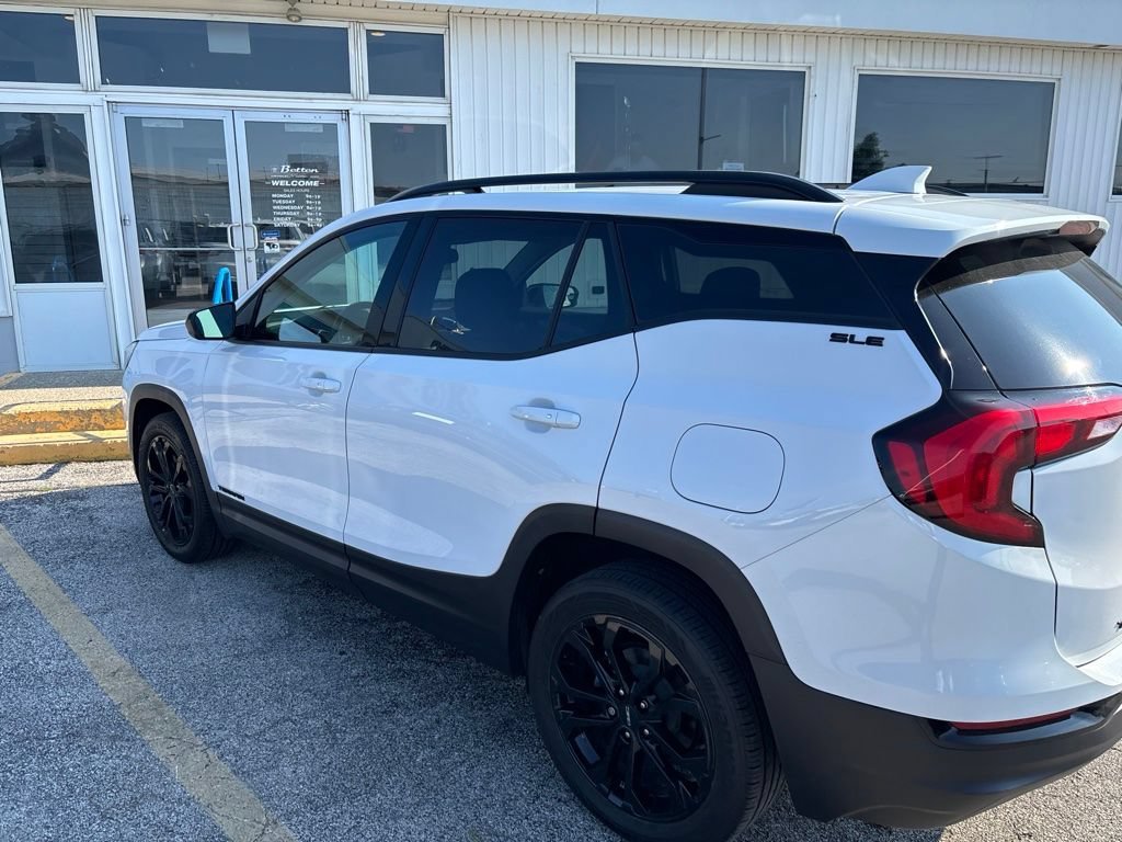 Used 2019 GMC Terrain SLE w/ Driver Convenience Package AWD/4WD image 2