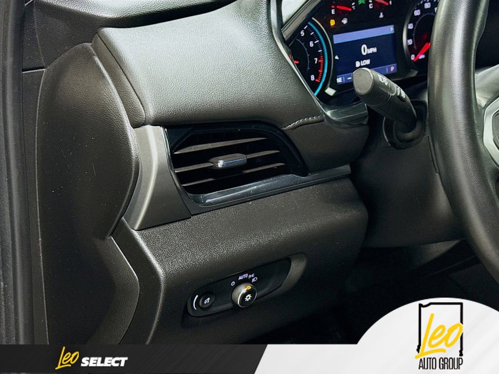 Used 2023 Chevrolet Traverse LT FWD image 10