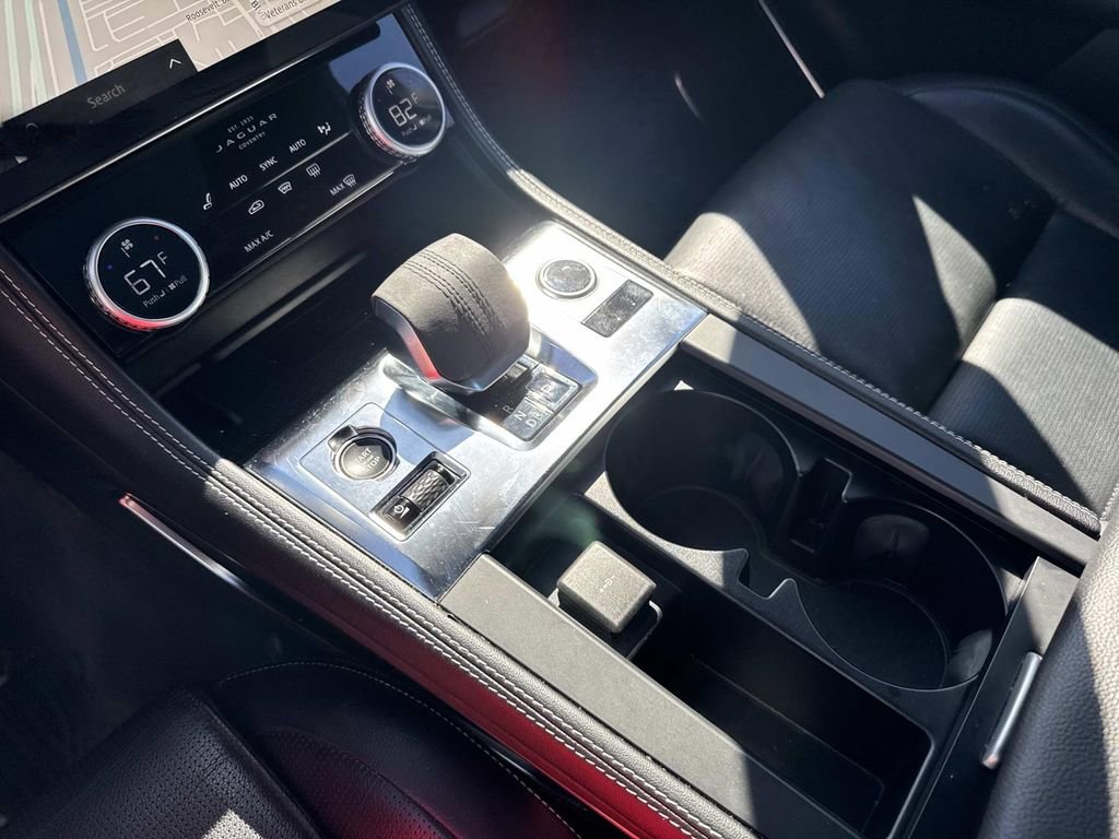 Used 2024 Jaguar F-PACE R-Dynamic S image 26