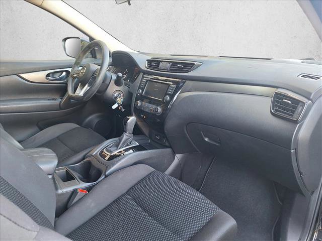 Used 2019 Nissan Rogue Sport S image 19