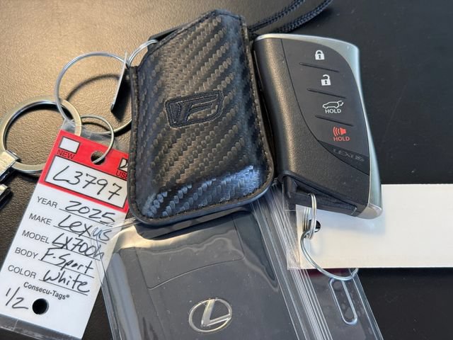 Certified 2025 Lexus LX 700h F Sport AWD/4WD image 34
