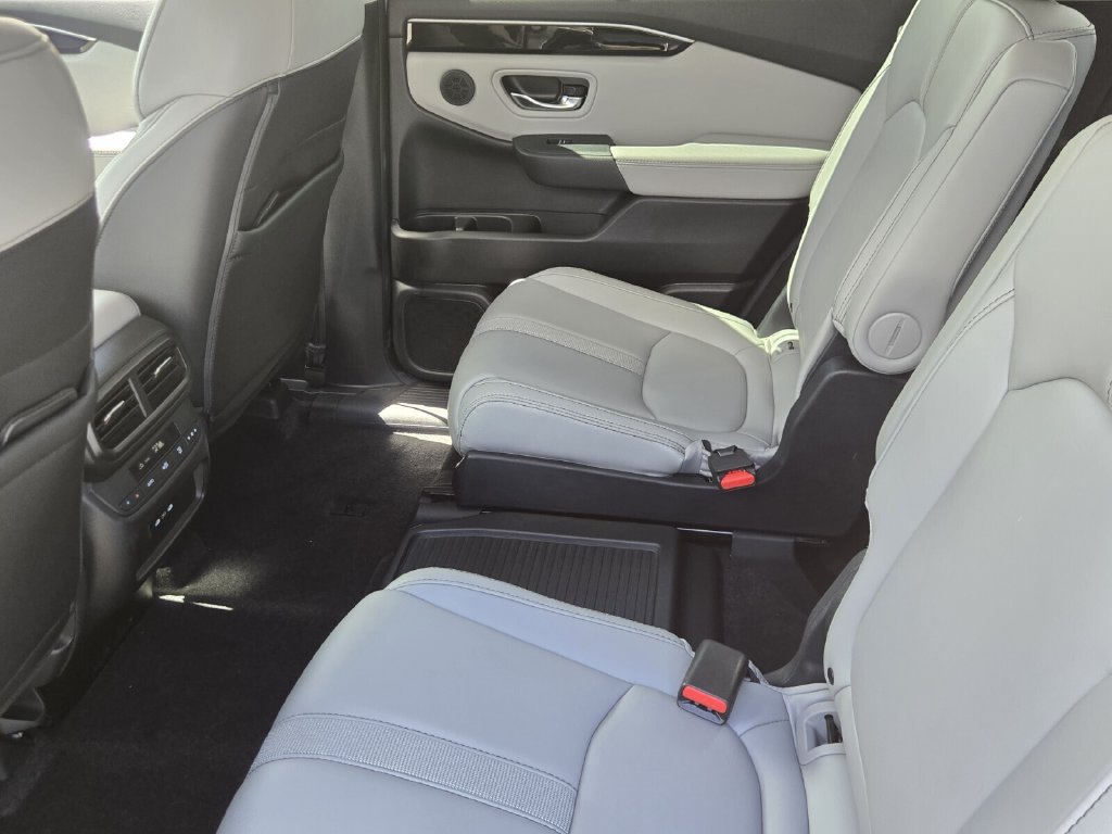 Certified 2024 Honda Pilot EX-L image 12