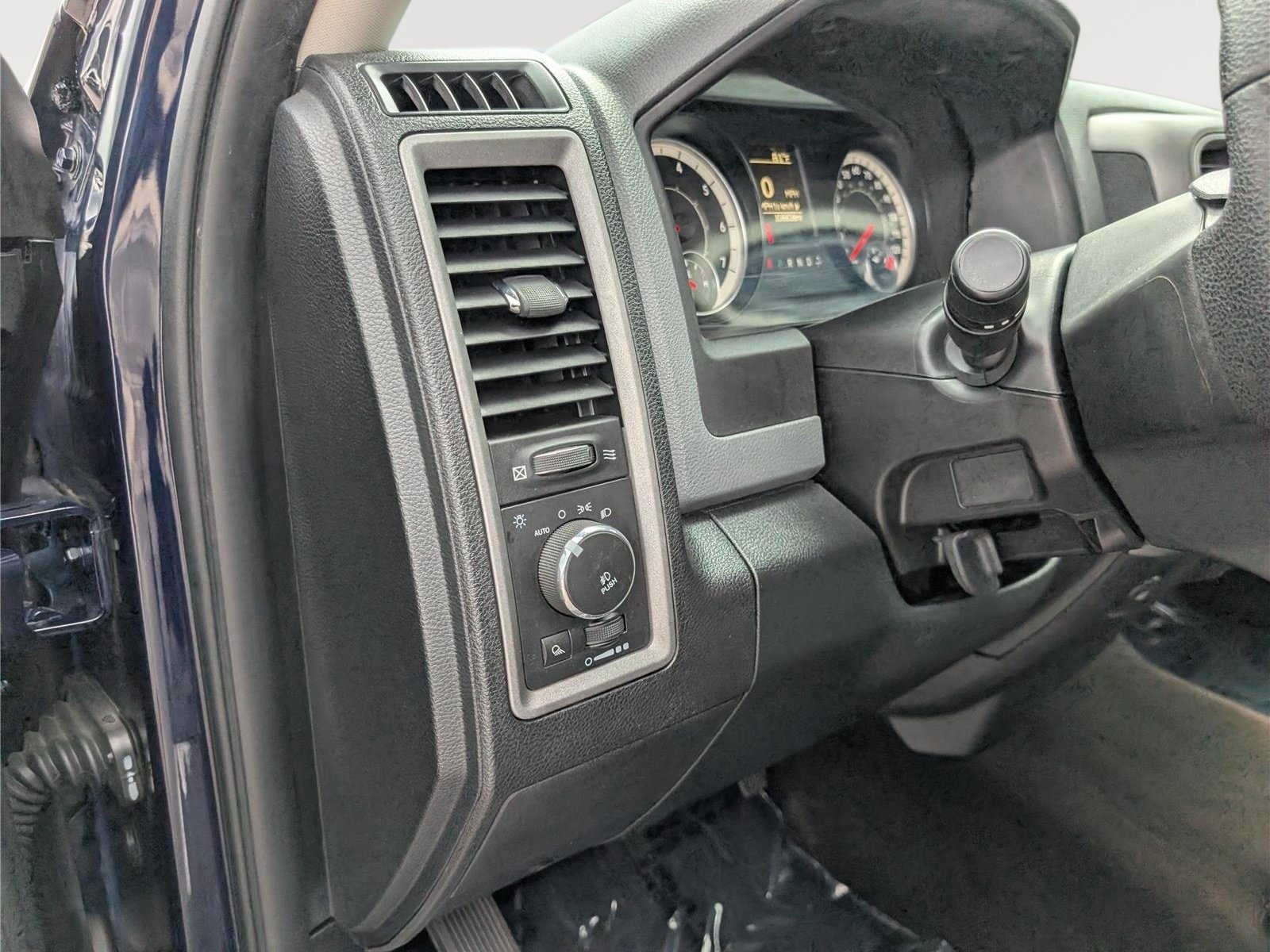 Used 2016 RAM 1500 Express w/ Popular Equipment Group AWD/4WD image 20