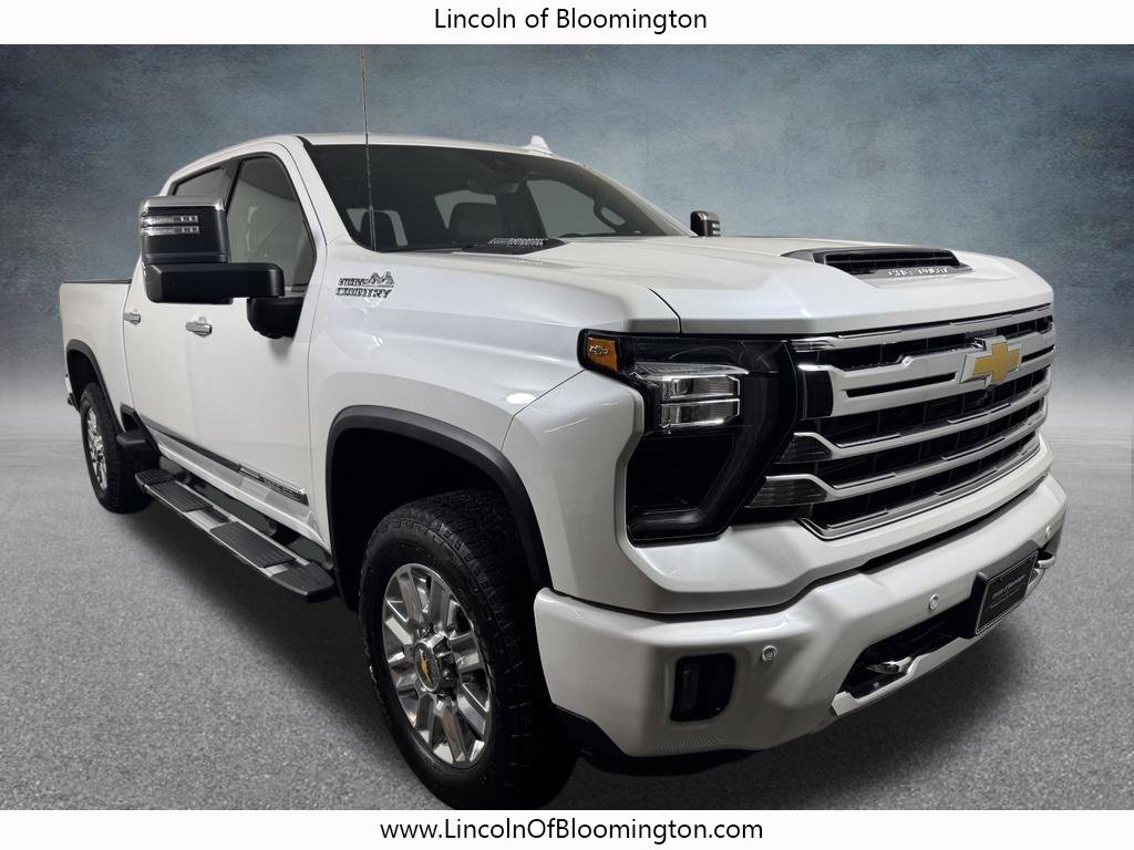 Used 2024 Chevrolet Silverado 2500 High Country w/ Technology Package AWD/4WD image 9