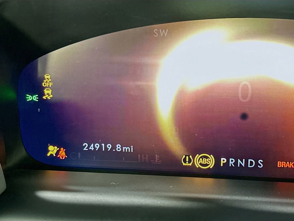 Used 2022 Lincoln Nautilus Reserve image 16