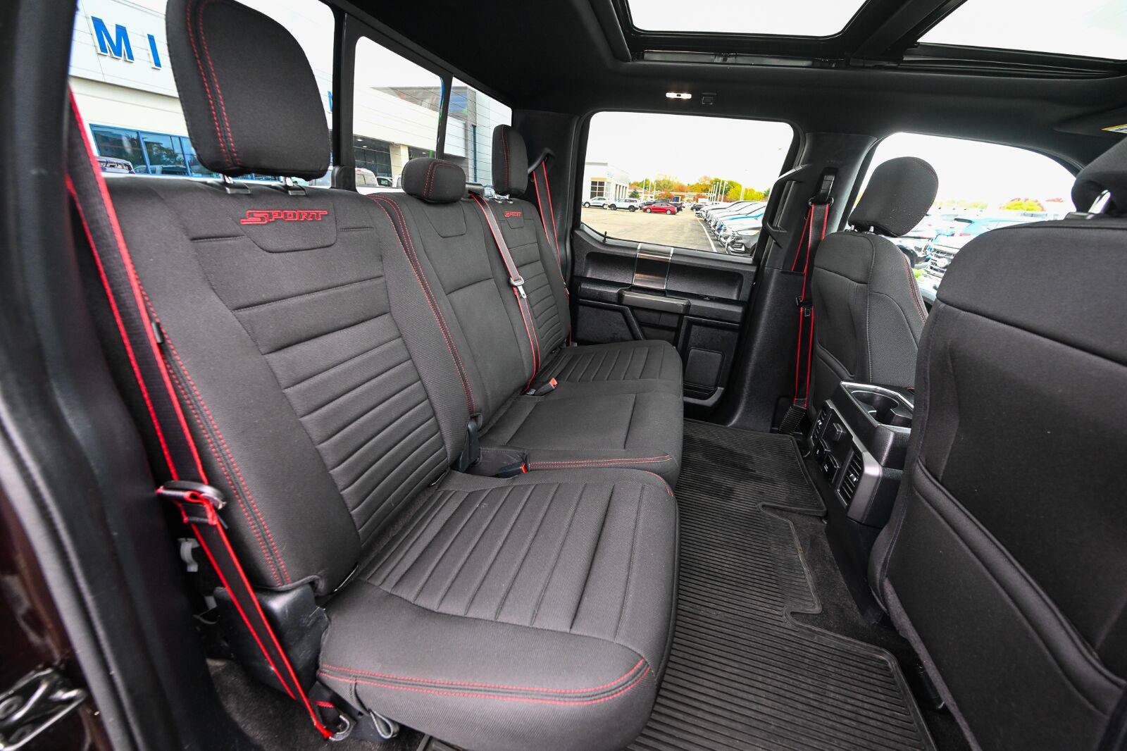 Used 2020 Ford F150 XLT w/ Equipment Group 302A Luxury AWD/4WD image 29
