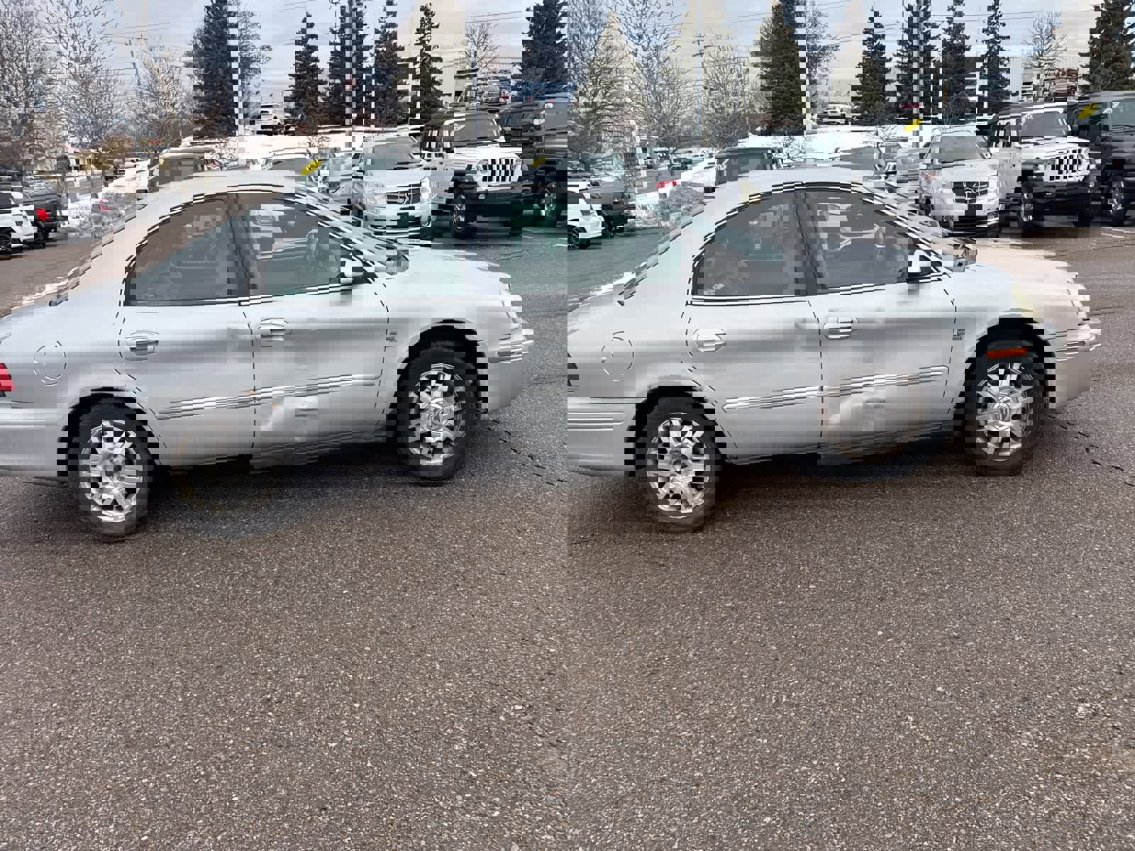 Used 2005 Mercury Sable LS image 9