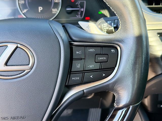 Used 2019 Lexus ES 300h w/ Premium Package image 35