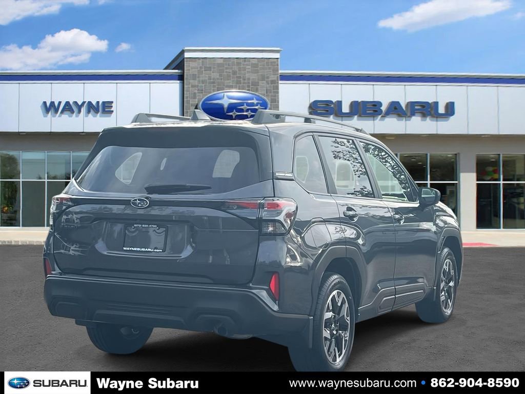 Used 2025 Subaru Forester Premium image 3