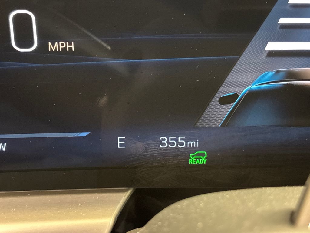 New 2025 Cadillac Lyriq Sport RWD image 38