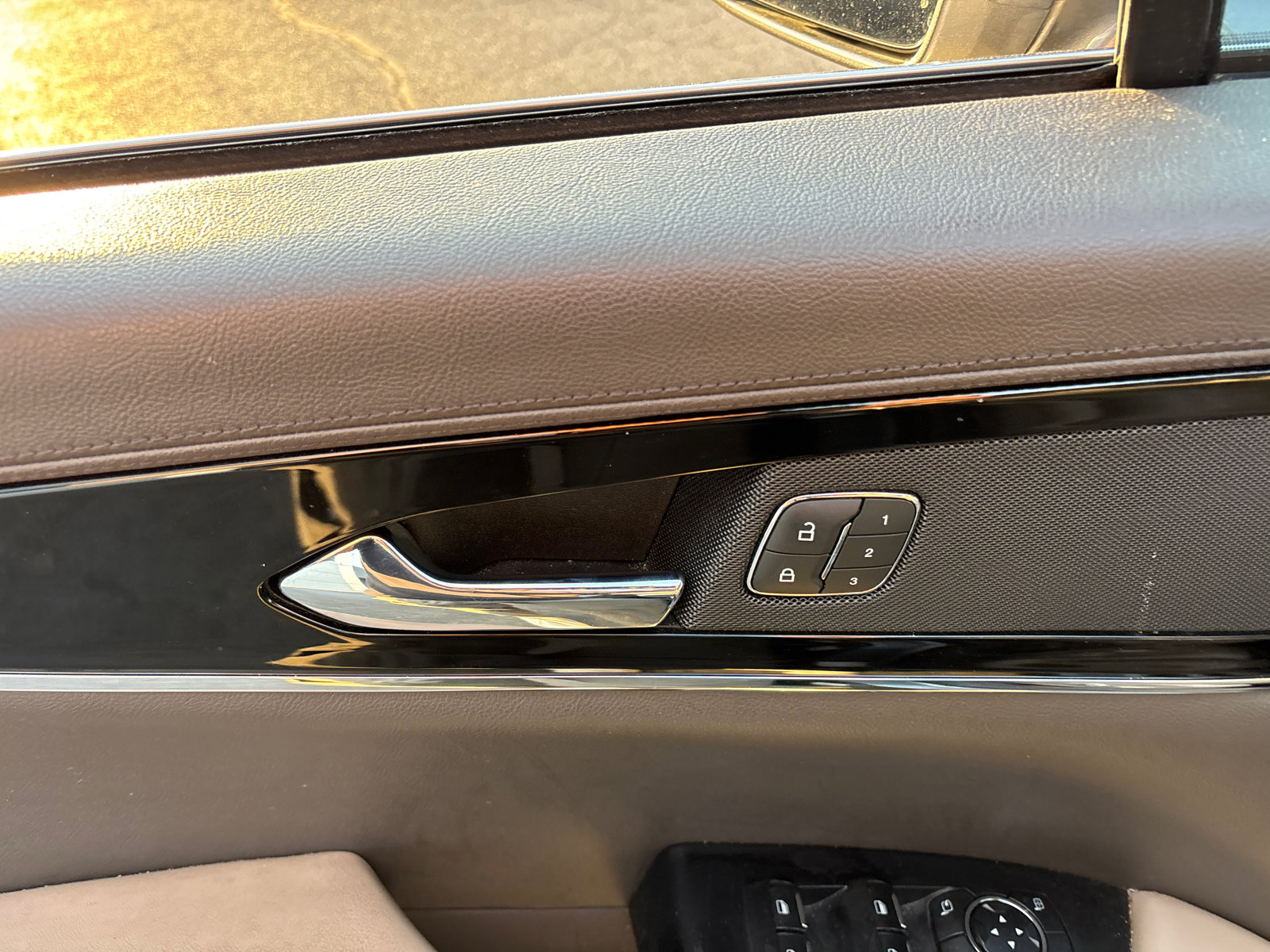 Certified 2022 Lincoln Nautilus AWD w/ Premium Package image 12