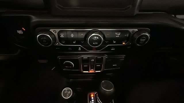 Used 2023 Jeep Wrangler Unlimited w/ Cold Weather Group AWD/4WD image 21