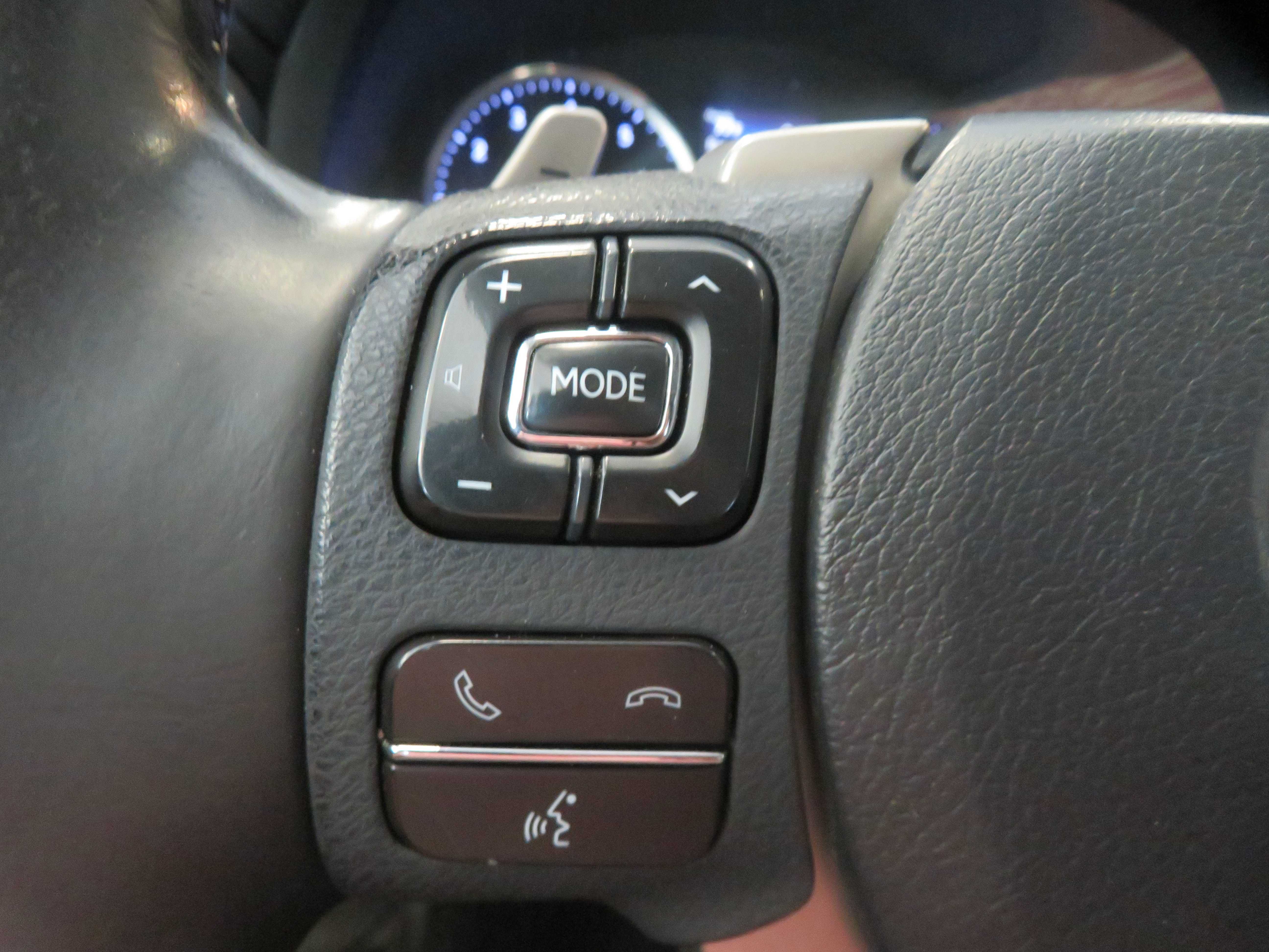 Used 2018 Lexus IS 300 w/ Accessory Package 2 RWD image 32