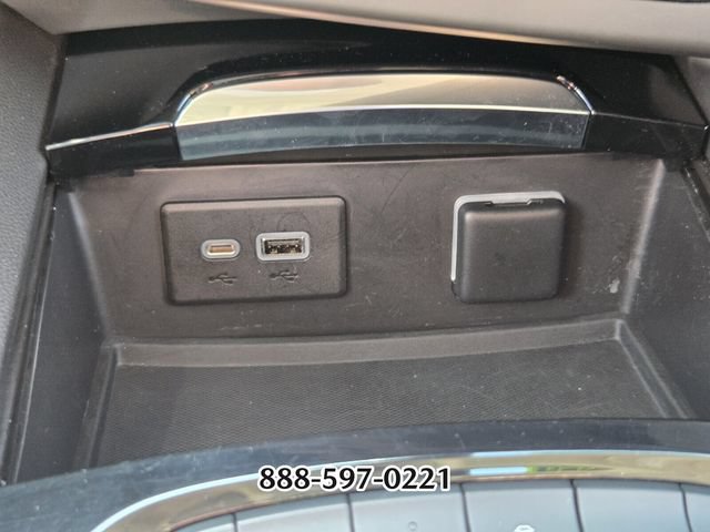 Used 2021 Buick Envision Essence w/ Sport Touring Package FWD image 25