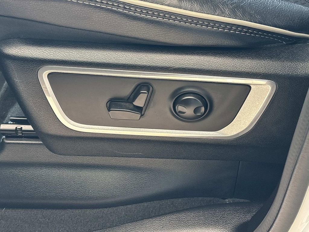 Used 2023 RAM 1500 Laramie image 9