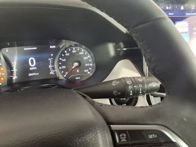 Used 2023 Jeep Compass Limited image 18