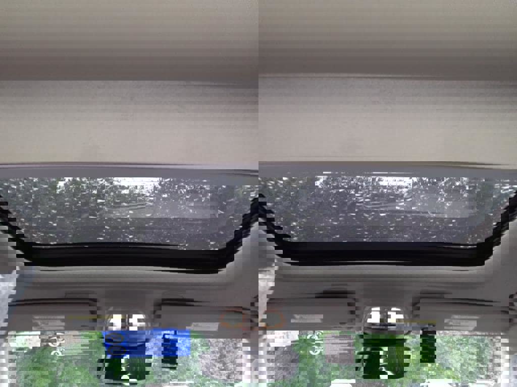 New 2025 Volvo XC40 B5 Plus w/ Climate Package image 15