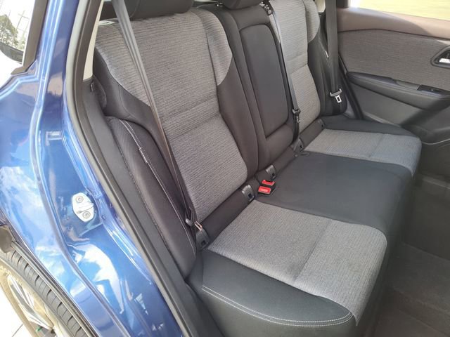 Used 2022 Nissan Rogue SV image 26