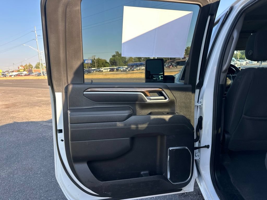 Used 2025 Chevrolet Silverado 2500 LT AWD/4WD image 18
