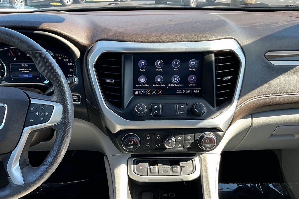 Used 2023 GMC Acadia SLE FWD image 11