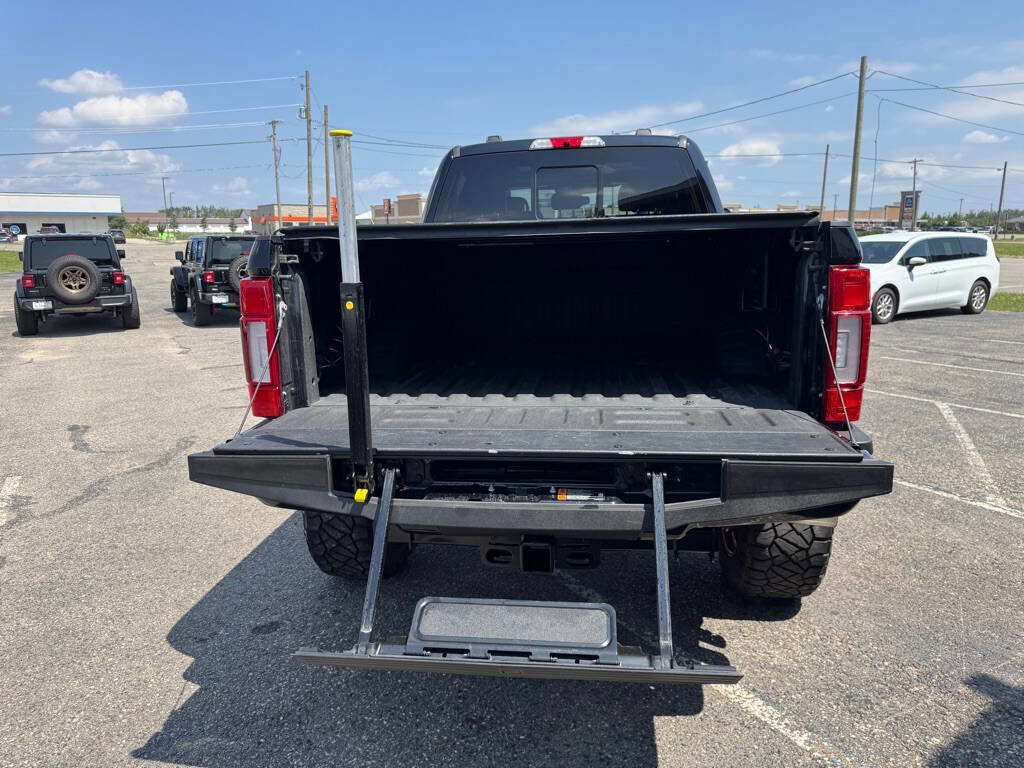 Used 2022 Ford F350 Platinum image 53