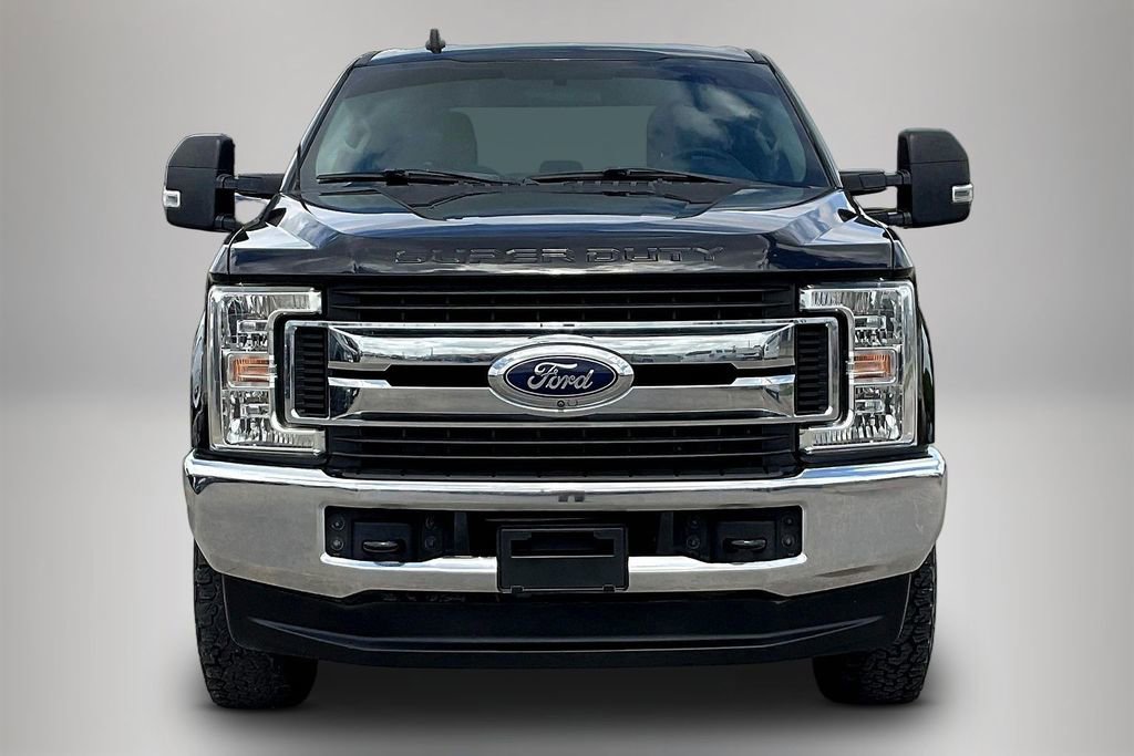 Used 2019 Ford F250 XL w/ STX Appearance Package image 3