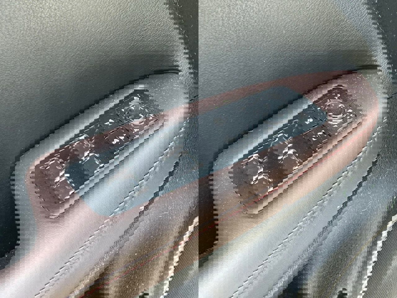 Used 2017 Lexus RX 350 FWD w/ Premium Package image 9