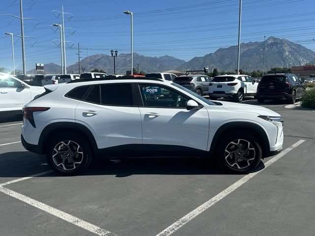 Certified 2026 Chevrolet Trax LT FWD image 8