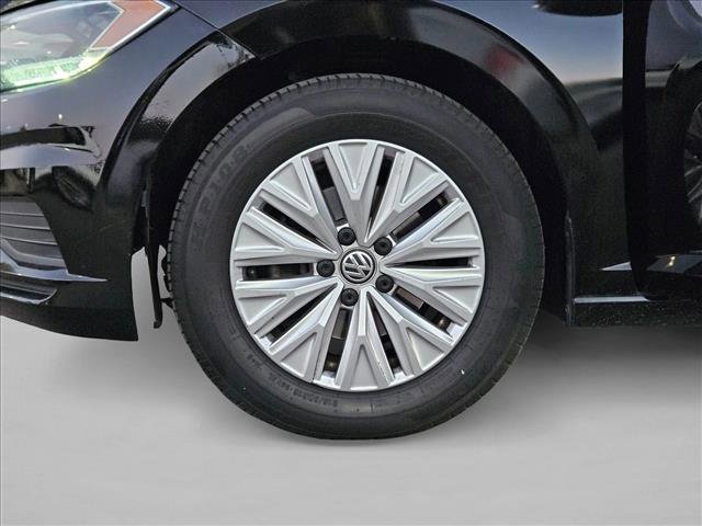 Used 2019 Volkswagen Jetta S image 22