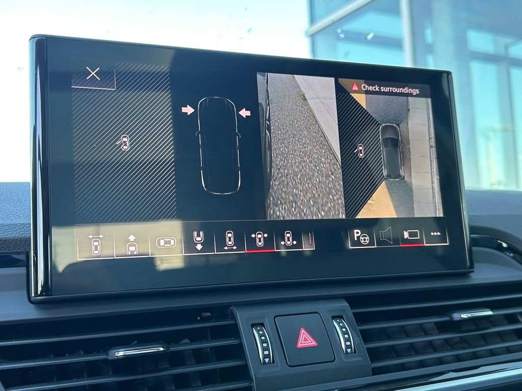 New 2025 Audi Q5 Prestige image 32