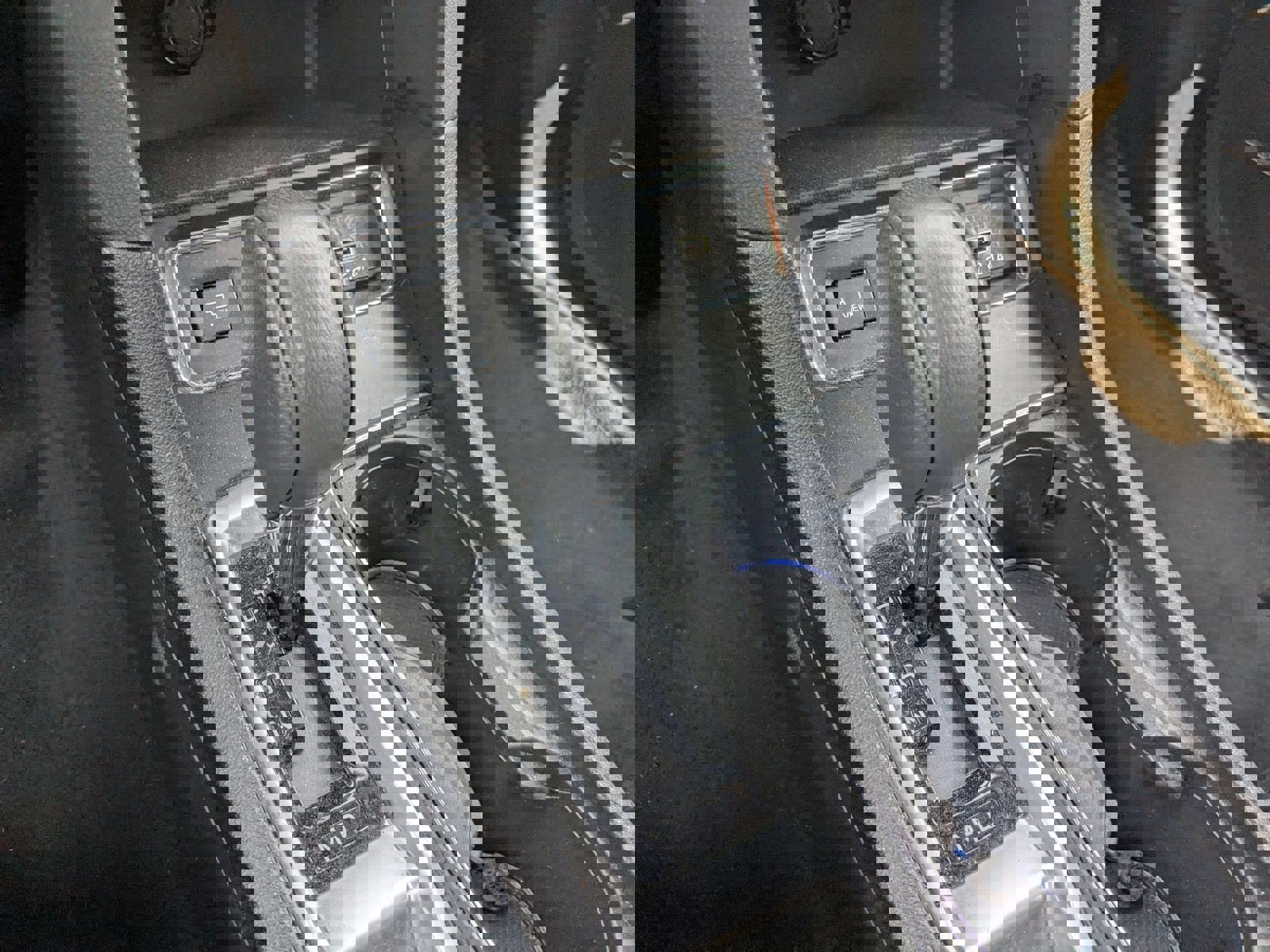 Used 2023 Subaru Ascent Limited w/ Technology Package image 14