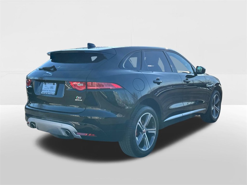 Used 2018 Jaguar F-PACE S image 4