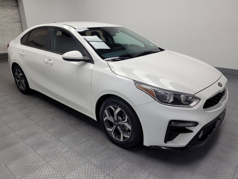 Used 2020 Kia Forte LXS FWD image 11