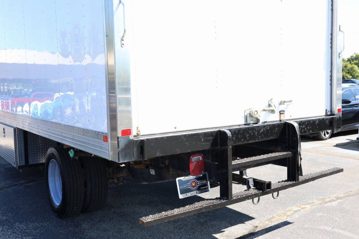 Used 2022 Ford F550 2WD Regular Cab Super Duty image 30