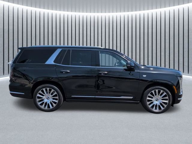 Used 2025 Cadillac Escalade Premium Luxury Platinum AWD/4WD image 3