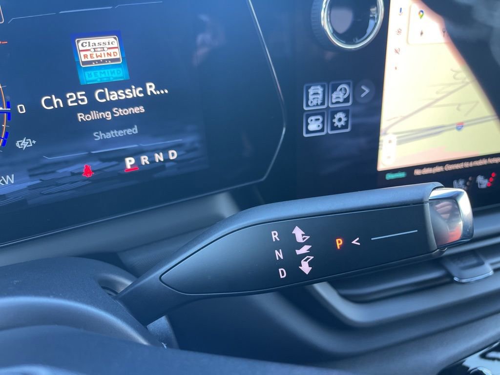 Used 2025 Chevrolet Silverado EV LT AWD/4WD image 24