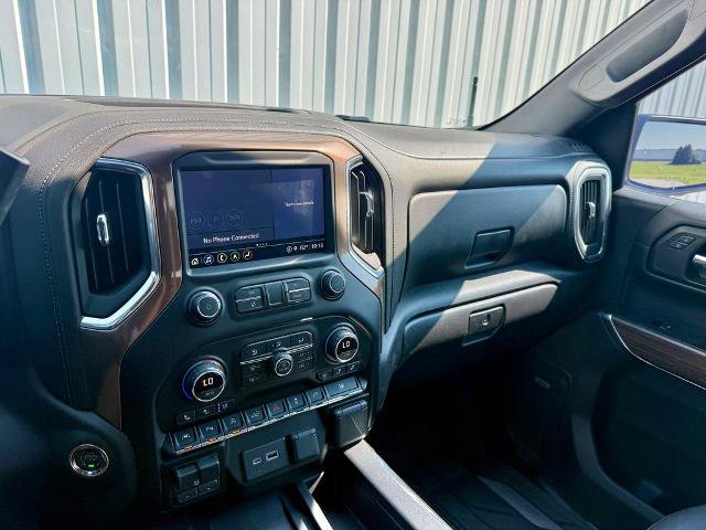 Used 2021 Chevrolet Silverado 1500 High Country w/ Technology Package AWD/4WD image 18