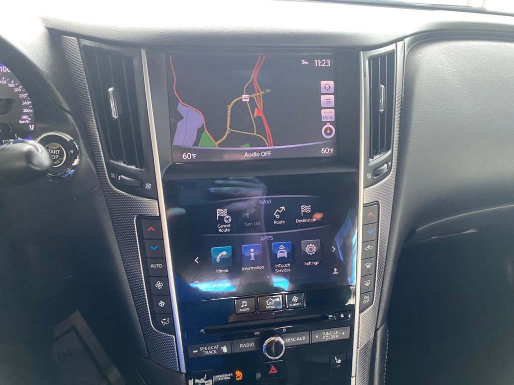 Used 2016 INFINITI Q50 Premium w/ Driver Assistance Package image 34