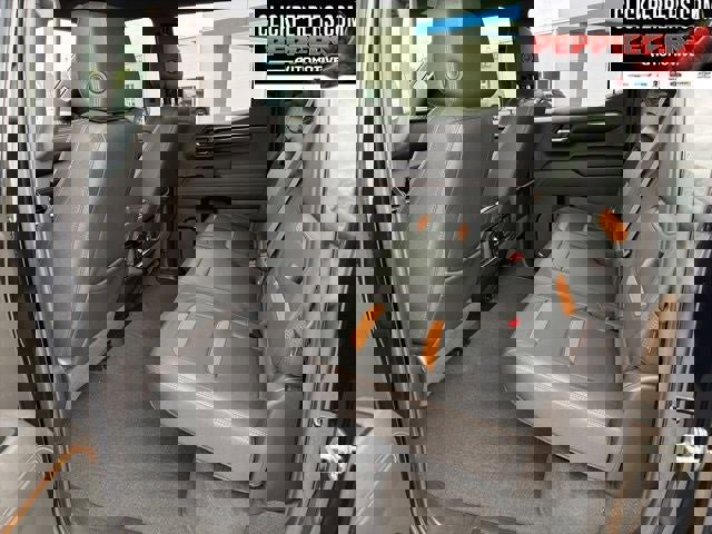 Used 2023 GMC Sierra 1500 AT4 w/ AT4 Premium Package image 12