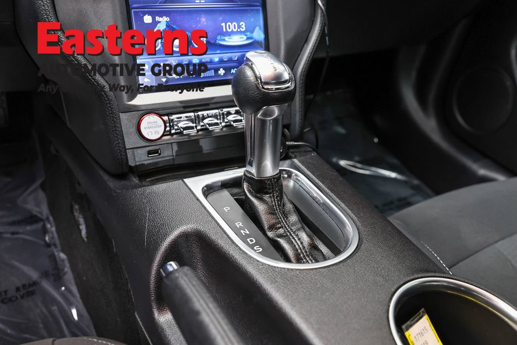 Used 2019 Ford Mustang Coupe RWD image 12