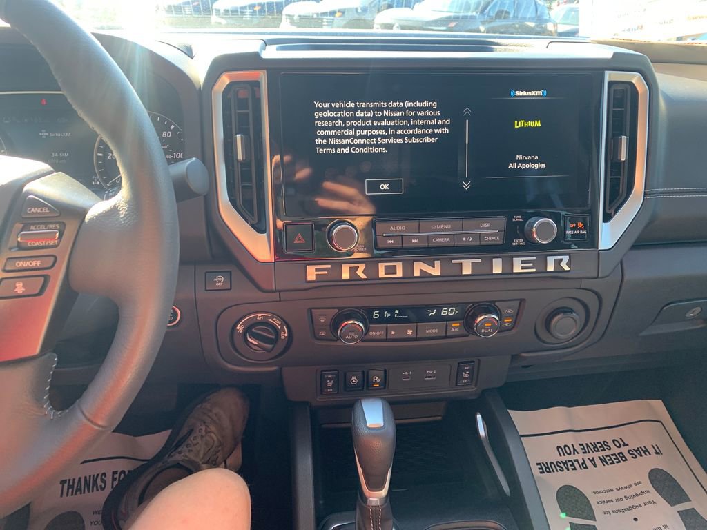 Used 2025 Nissan Frontier SV w/ SV Convenience Package AWD/4WD image 13