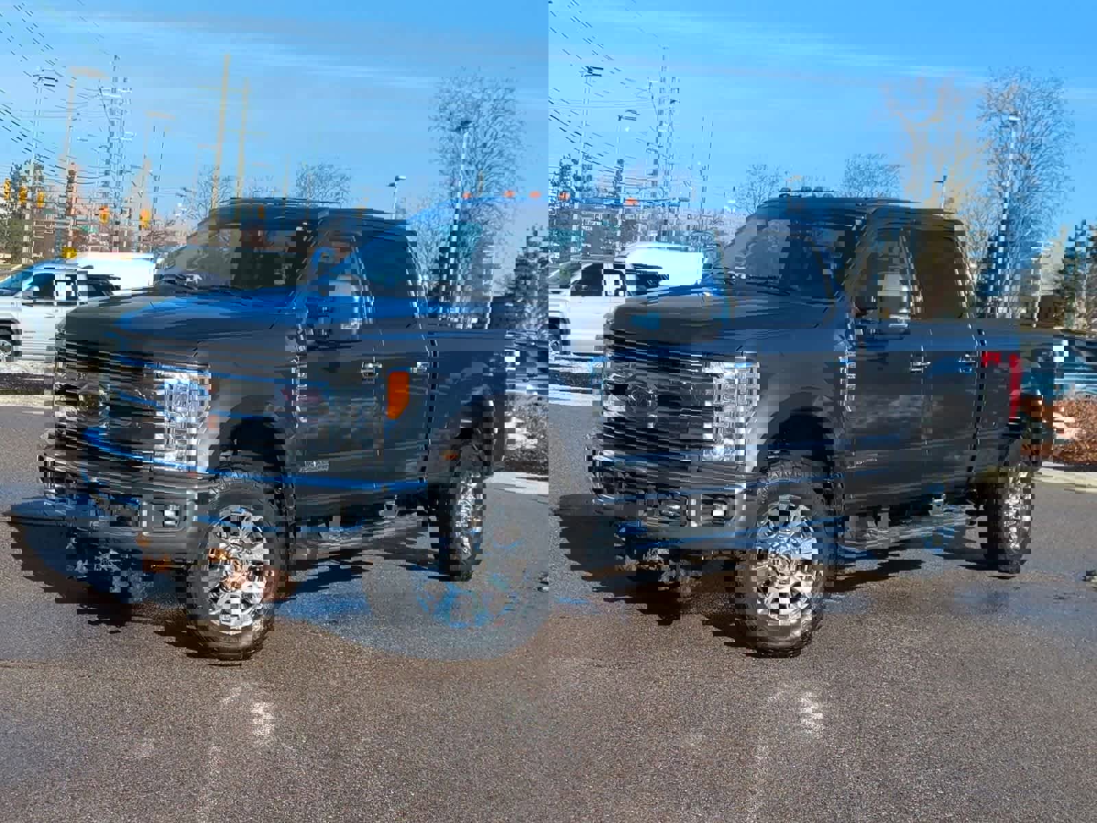 Used 2017 Ford F350 Lariat w/ Chrome Package image 1