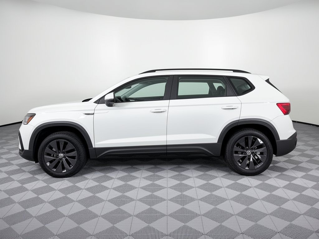 Used 2023 Volkswagen Taos S FWD image 2