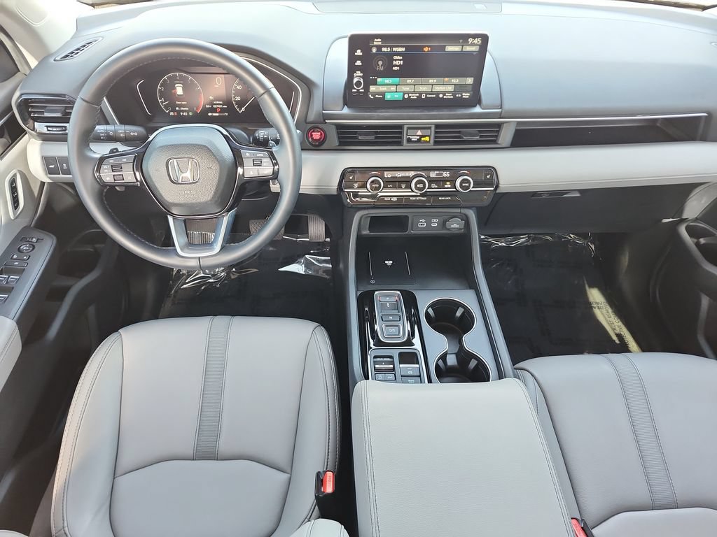 Certified 2025 Honda Pilot EX-L image 18