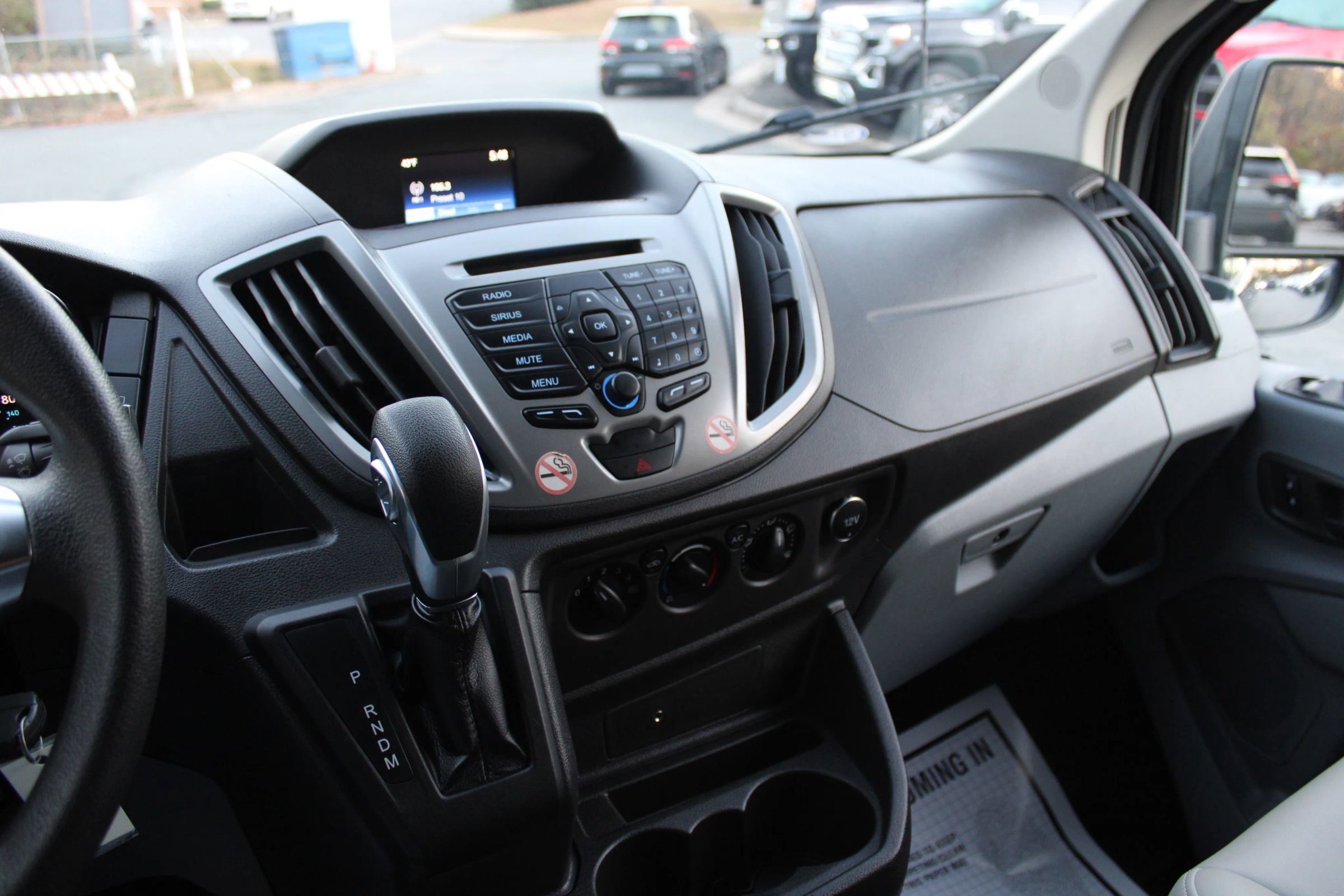 Used 2019 Ford Transit 350 XLT image 12