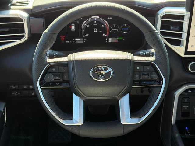 Used 2025 Toyota Sequoia Platinum image 15