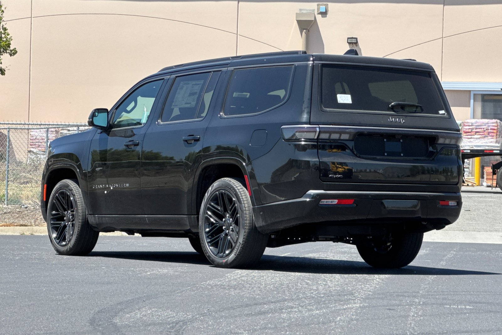 New 2026 Jeep Grand Wagoneer Limited AWD/4WD image 5