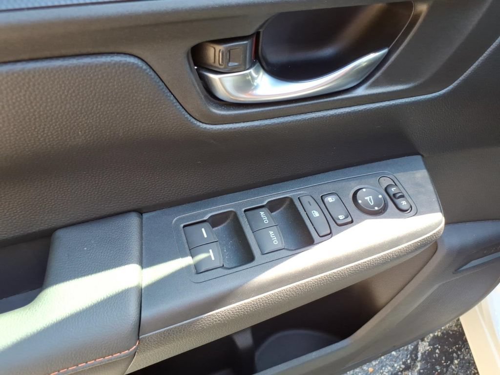 Used 2024 Honda CR-V Sport image 11